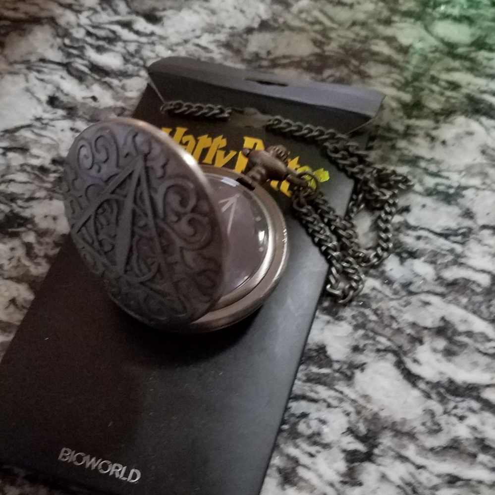 Harry Potter Deathy Hallows pocket watch.